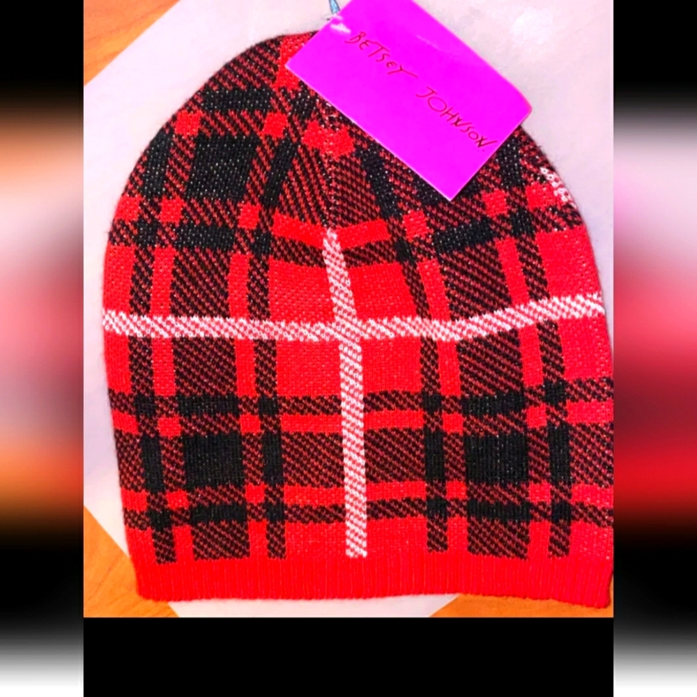 Betsey Johnson hat